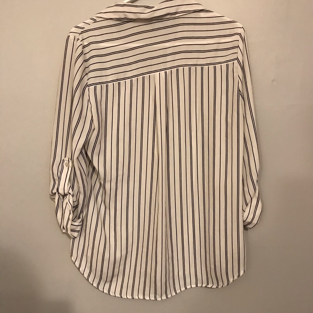 BY & BY WHITE BLACK SHIRT - Picture 3 of 3